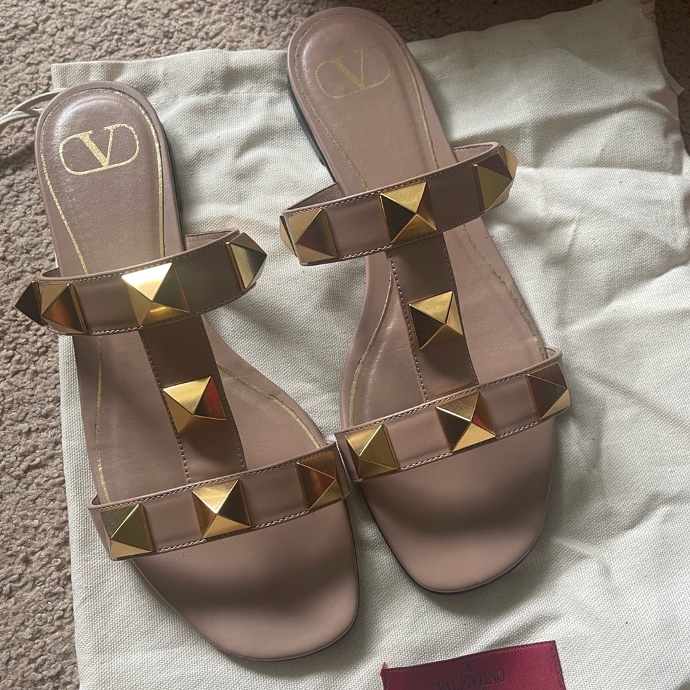 Valentino Sandals size 40